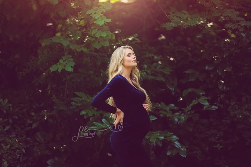 Le Couple Velvet Maternity Dress For Photo Shoot Winter Maternity Photography Dress Baby Shower Par