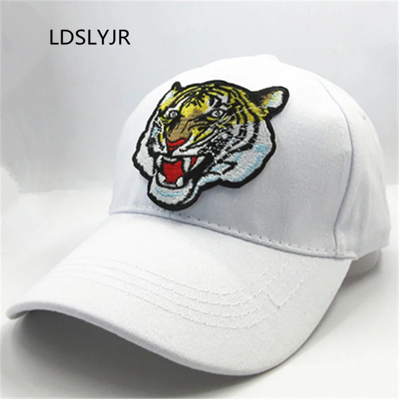 LDSLYJR тигр вышивка хлопок бейсболка хип-хоп бейсболка с возможностью регулировки размера шляпы для мужчин и женщин 72