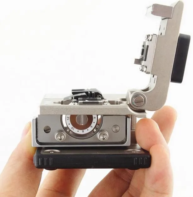 OPTICAL FIBER CUTTER FB-1688 4