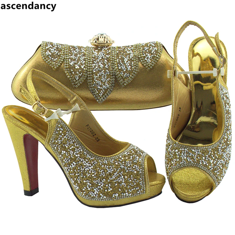 Schoen en Tas Set voor Party In Vrouwen Versierd met Strass Dames Italiaanse Schoenen en Tas Set Versierd met Appliques Schoen en Tas Set voor Party In Vrouwen Versierd met Strass Dames Italiaanse Schoenen en Tas Set Versierd met Appliques
