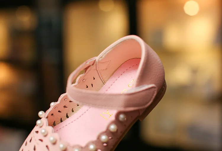 Модная детская одежда Обувь принцессы Карамельный цвет Искусственная кожа со стразами Блестящие Обувь для девочек тонкие туфли детей