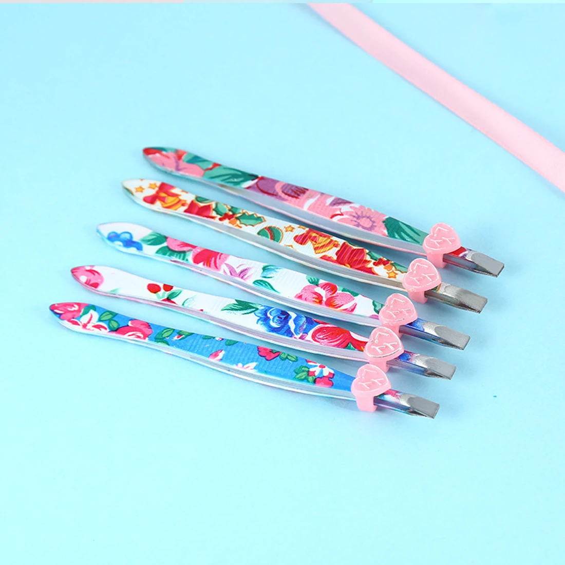 

Safe and Sharp Eyelash Clip Cosmetic Tool Flower Stainless Steel Eyebrow Tweezers Face Hair Removal Eye Brow Trimmer