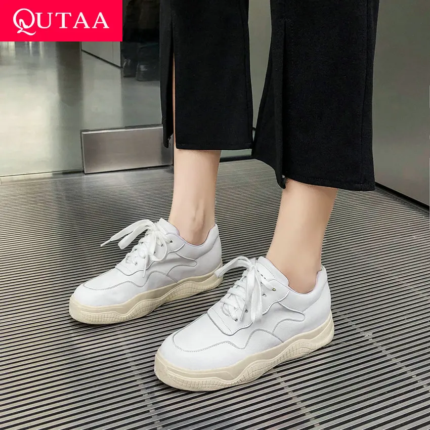Женские кроссовки QUTAA повседневные удобные нескользящие из искусственной кожи с