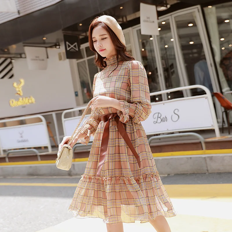 Dabuwawa New Spring Vintage Midi Dresses Women Ladies Plaid Bow Tie Turtleneck Chiffon Dress D18CDR086