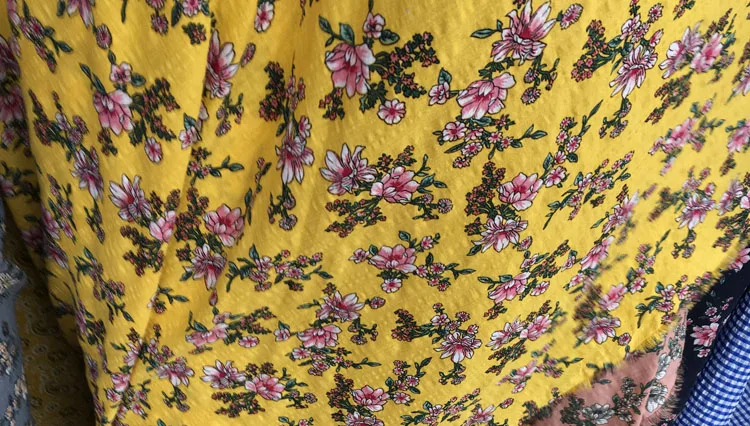SUJASANMY вискозное с хлопковым принтом дикое Цветочное платье Tissu швейная текстильная ткань юбка метр ткань маленький цветок - Цвет: yellow