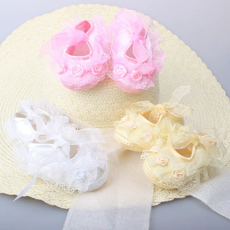 Newborn Infant Baby Girl Soft Crib Sole Lace Floral Riband Non-slip Ballet Shoes