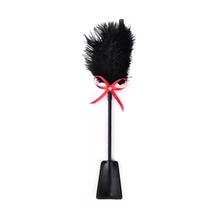 Feather Tickler Crespo Spada Maniglia Spanking Paddle Frusta Bdsm Bondage Flogger Erotica Fetish Flirtare Giocattoli Del Sesso per Le Coppie Giochi
