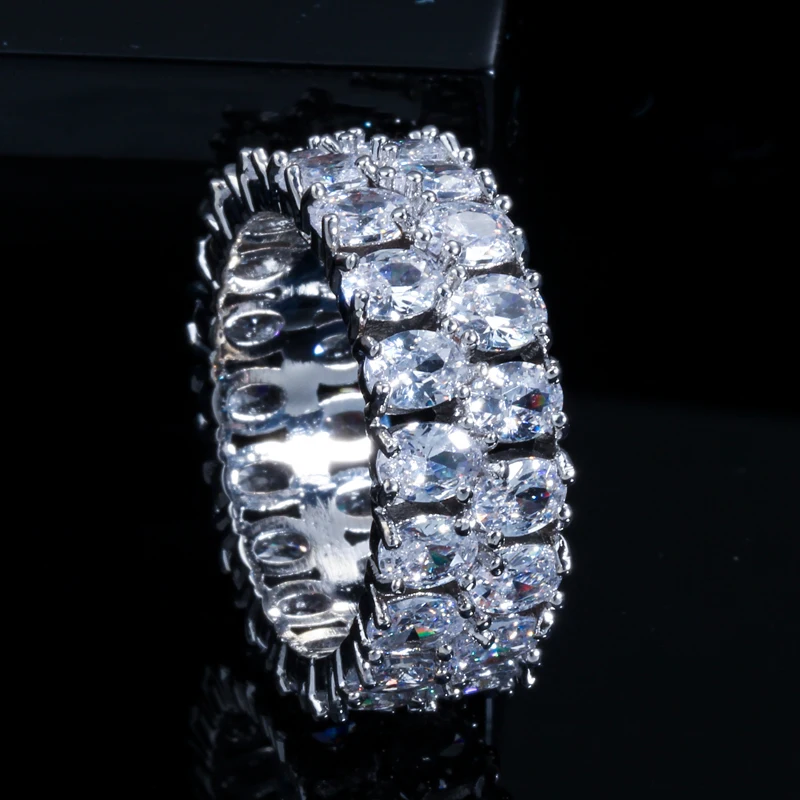 CWWZircons Gorgeous Oval Cubic Zirconia Crystal Big Party Rings Jewelry White Gold Color Luxury Wedding Band Ring for Women