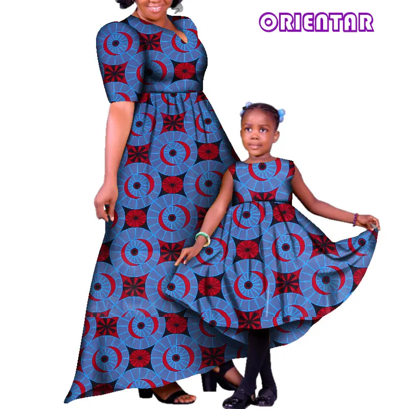 Одинаковая одежда для семьи в африканском стиле платья для мамы и дочки хлопковые длинные вечерние платья с принтом в африканском стиле для женщин и девочек; большие размеры; WYQ121