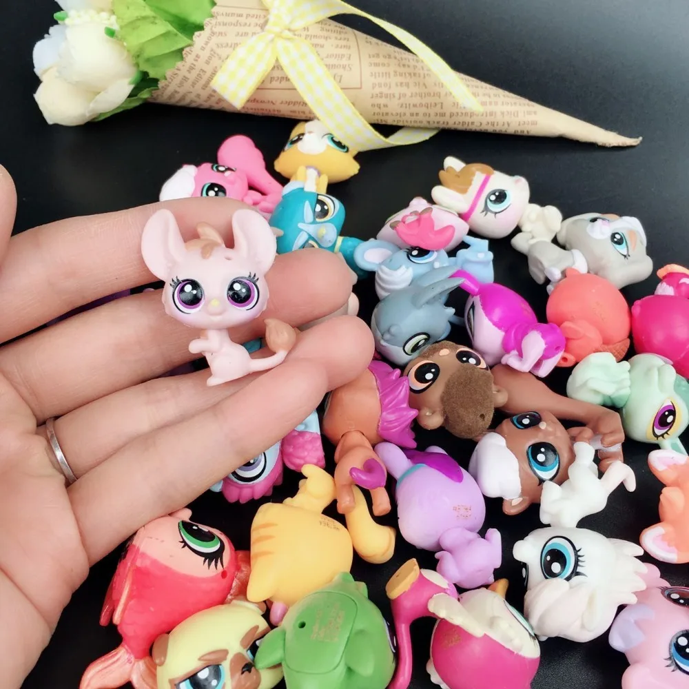 

10pcs/lot 3.5cm Bigger Cute Clear Pet Shop Action Figure Toys Come with Opp Bag LPS FIGURE