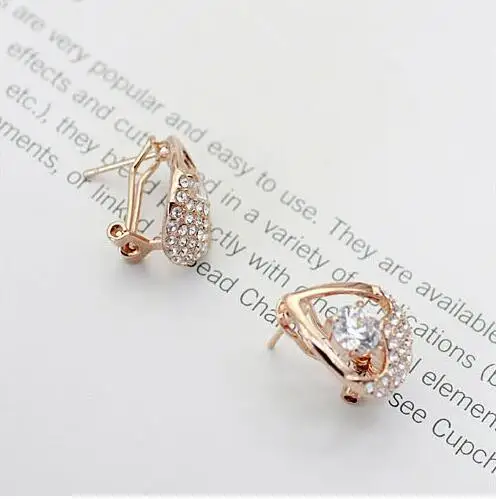 G075 earring