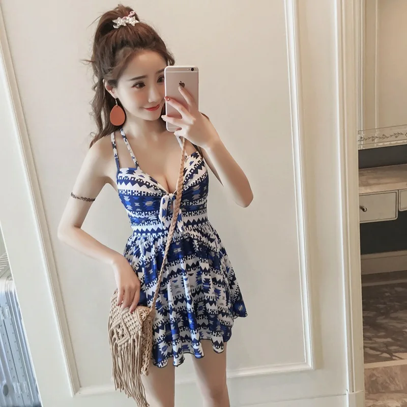 2019 New Women Printed One Piece Swimsuit Swimming Dress Sexy Halter Swimdress Skirt Bathing