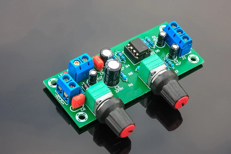 

DC 12V-24V Low Pass Filter NE5532 Bass Tone Subwoofer Pre-Amplifier Preamp Board