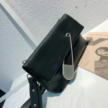 

2019 Spring New Women's Bag Paper Clip Clutch Bag Envelope Bag Net Red Wide Shoulder Strap Wild Shoulder Messenger Bag