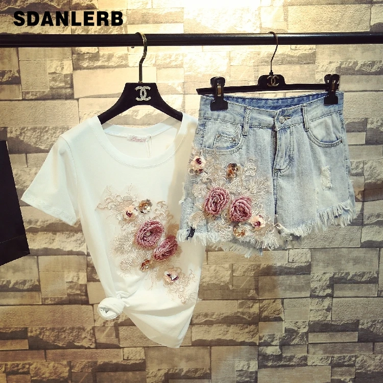 

Summer 2019 New Women Flower Diamond Cotton Shirt T-shirt + Wide-legged Jeans Girl Student High Waist Hole Denim Shorts Set