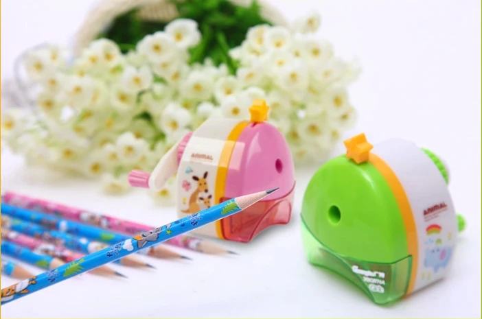

premium mechanical pencil sharpener 2 colors option high quality eco-friendly cute pencil sharpener for children GuangBo XBQ9764