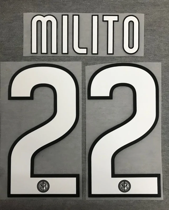 Ретро#10 Sneijder Nameset#22 Milito#4 J. zanetti Nameset футбольный патч с принтом - Цвет: 22 MILITO