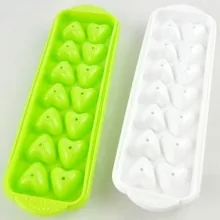 В форме нарисованного сердца льда решетки формы 24x8x3,5 см