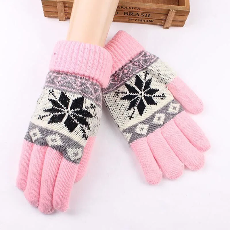 Stretch Snow Gloves Knitted for Women Men Heart Snowflake Mittens Use Smartphone Screen Knitted Wool Gloves Chirstmas Luvas