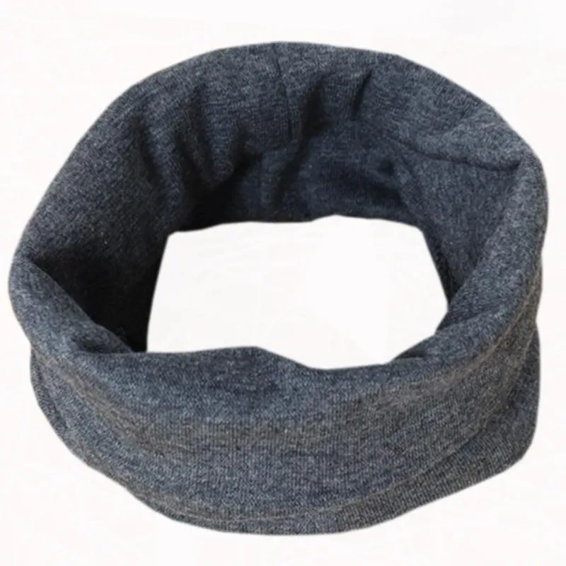 dark grey scarf