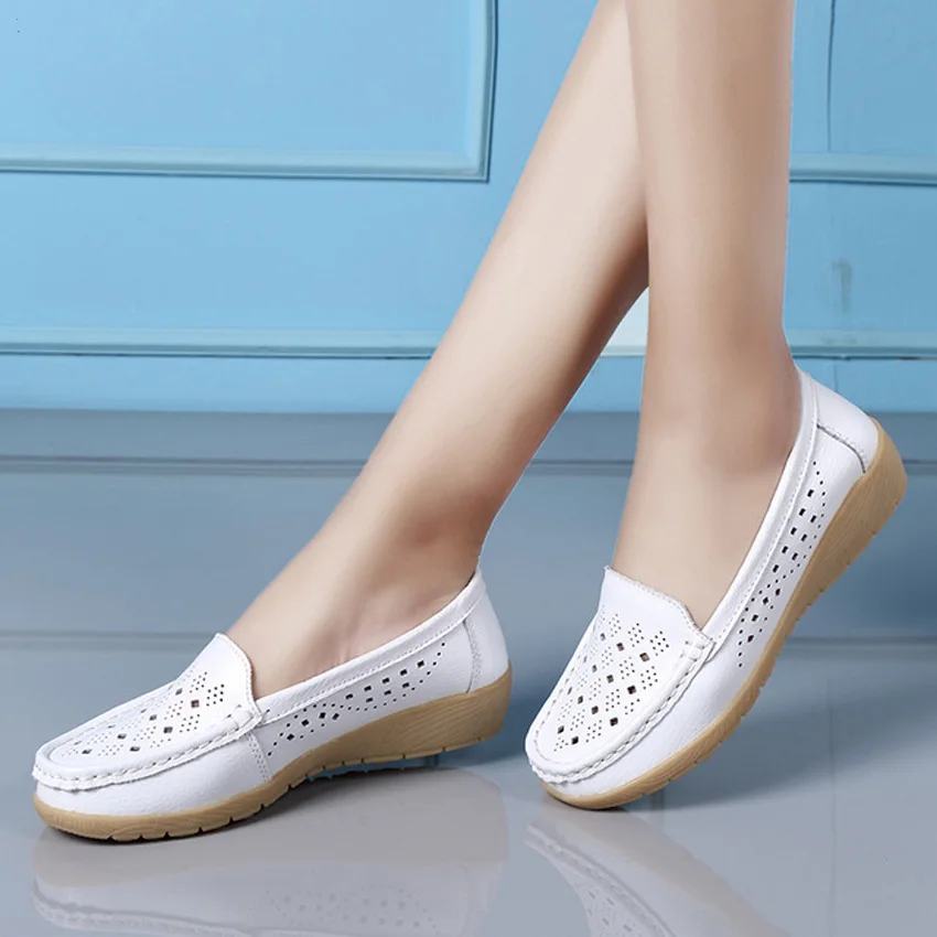

WHOSONG women's flat shoes women's casual single shoes soft elderly wedges Casual Female Driving Ballet Footwear nurse shoes M15
