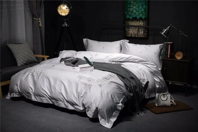 

3 Color Design Luxury 100 Cotton Embroidery Bedding Set Elegant Duvet Cover Bed Linen Bed sheet Pillowcases King Queen Size 4PCS