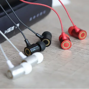 

3.5mm Stereo Metal Hifi Super Bass Earphone In-ear Wired Earphone Laptop Android Earphone for Mobile Phone MP3 MP4