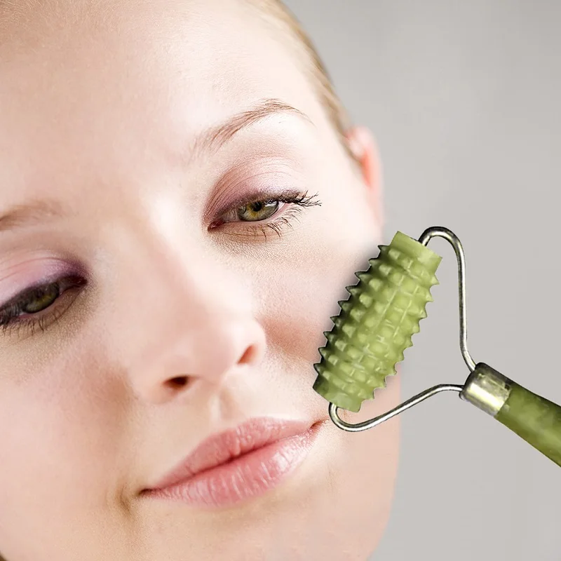 1 pc Jade Stone Needle Derma Face Arms Neck Massage Roller Ancient Face Body SPA Massage Roller Facial Massager Jade