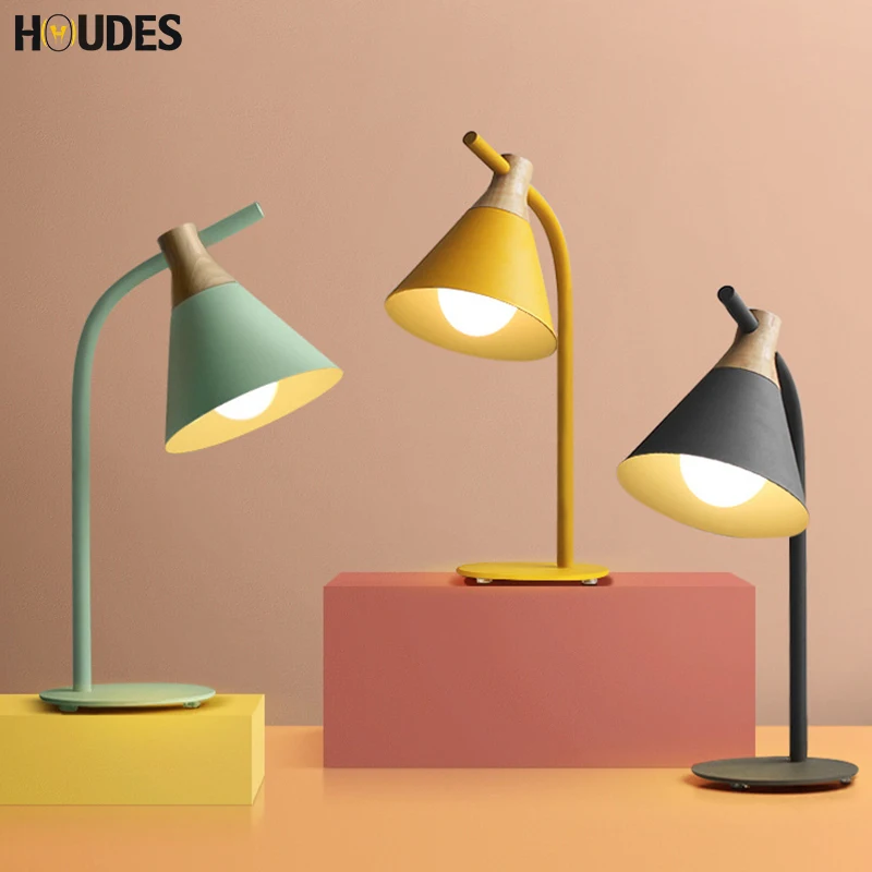 

Modern Nordic iron wood table lamp art deco countryside desk lamp LED E27 with 4 colors for study bedroom living room bookstore