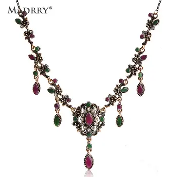 

Madrry Elegant Queen Style Necklace Vintage Carved Flower Antique Gold Color Resin Jewelry Dress Accessories Joias Bijuterias