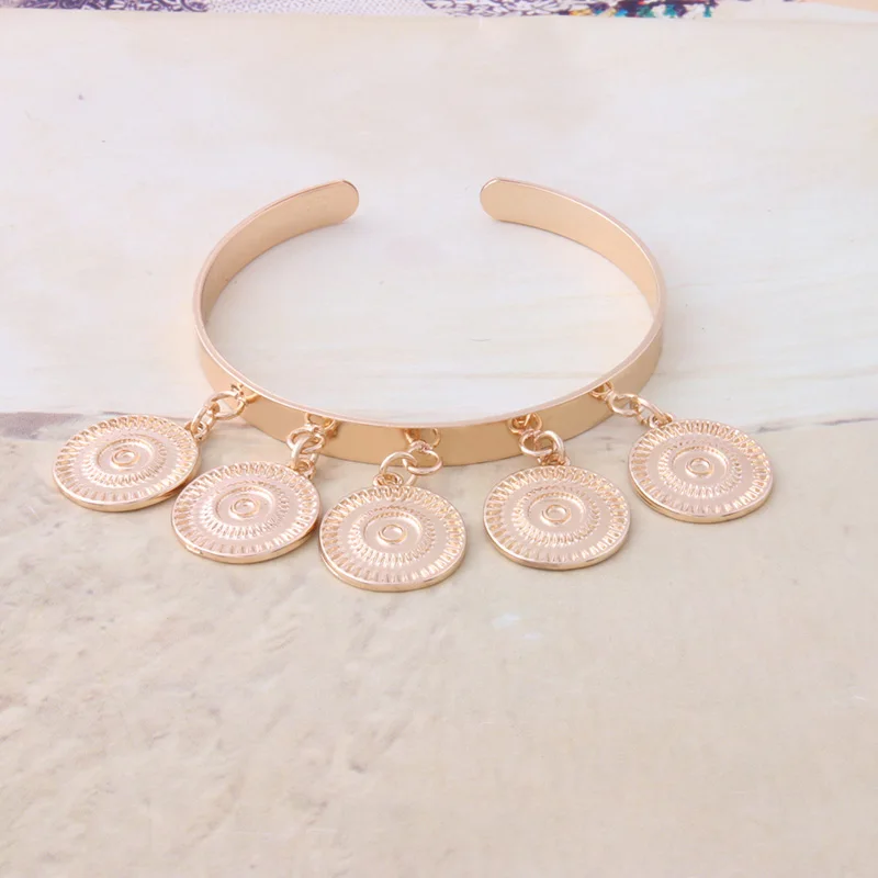 

Leopard head Bracelets Freshwater Pearls Bracelet Jewelry Copper coral Open Gradient National shell wholesale bracelet men