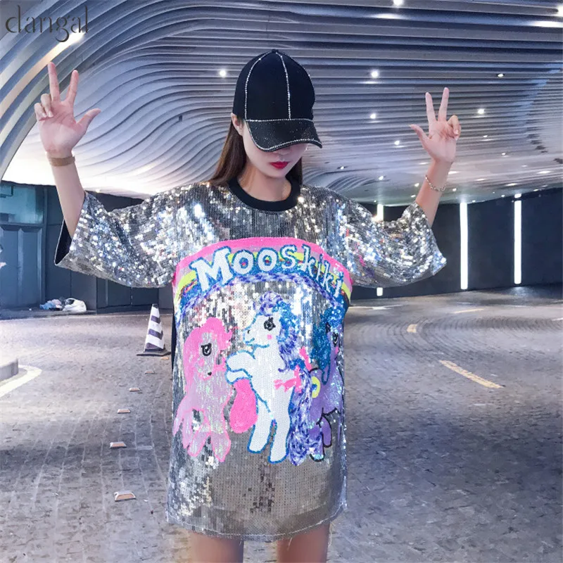 

Dangal Sequined T-Shirt Women T Shirt Bling Sequin Little Horse Hip Hop T-shirts O Neck Dacing Shirts Female Loose Summer Top