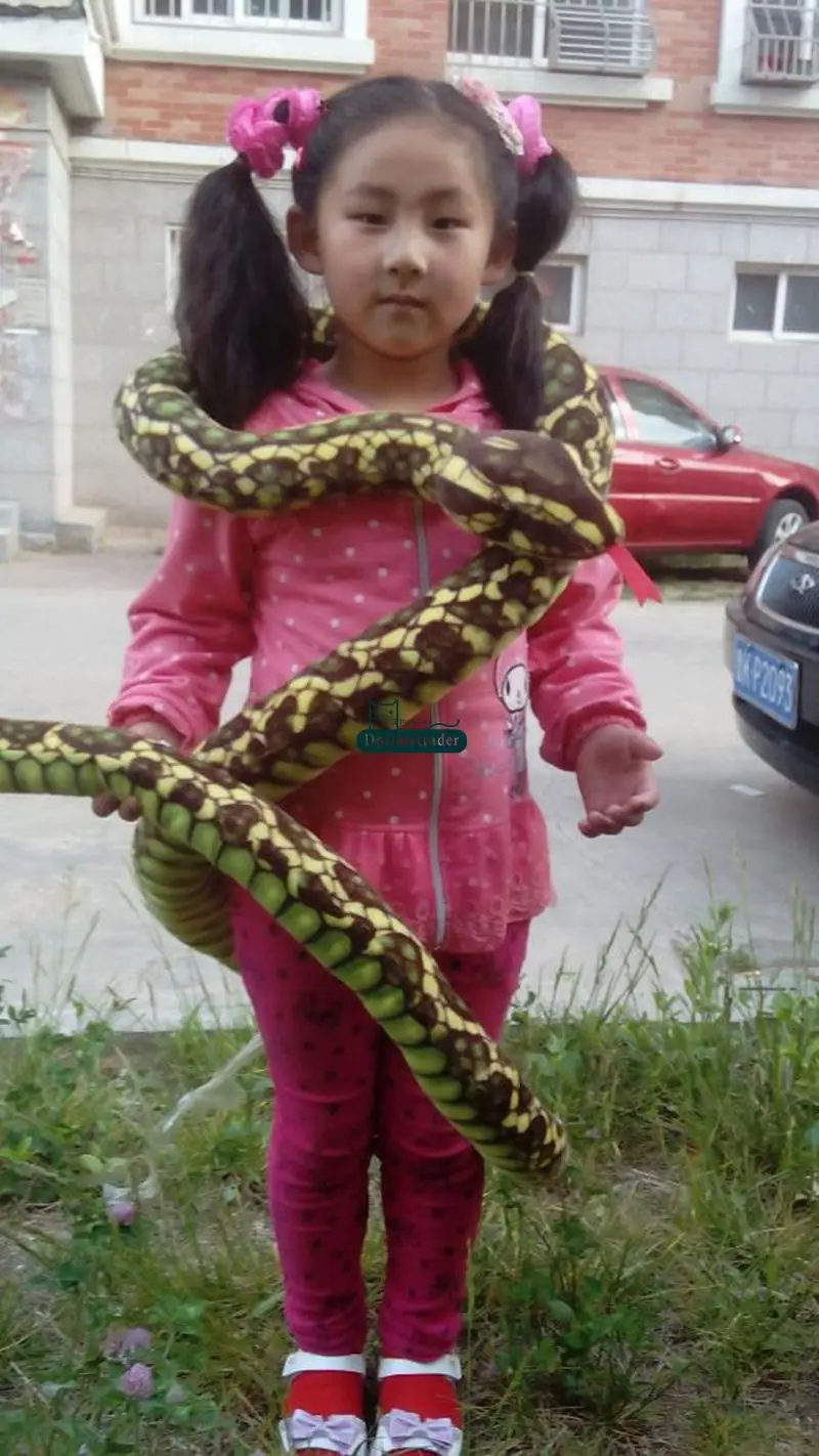 Dorimytrader 300cm Giant Simulated Animal Snake Plush Toy Soft Stuffed Snakes Tricky toys Photography props 118inches DY61677(17)_1