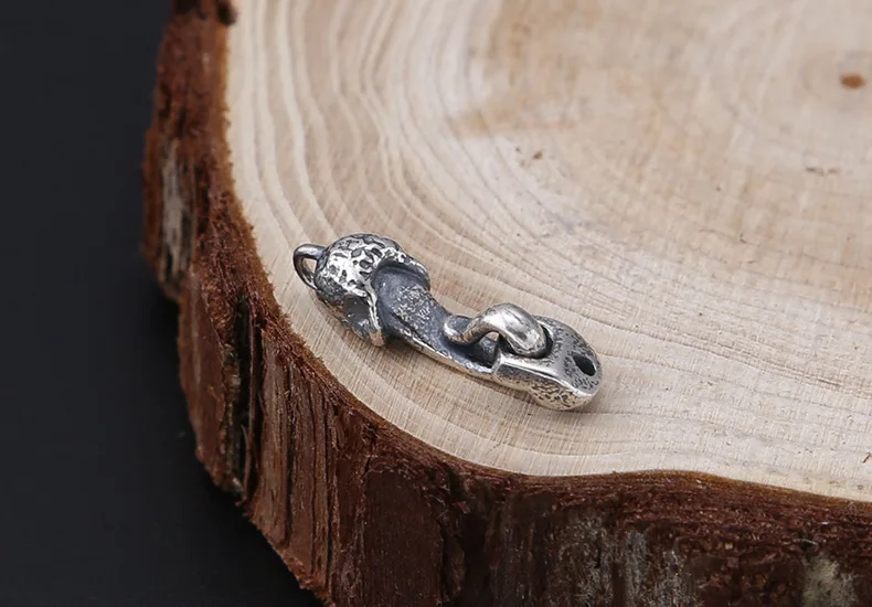 silver-hook010b