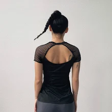 Сексуальный Skimpy назад для женщин дышащая фитнес шорты для йоги выдалбливают быстросохнущая женская спортивная одежда Открытый Бег Топ