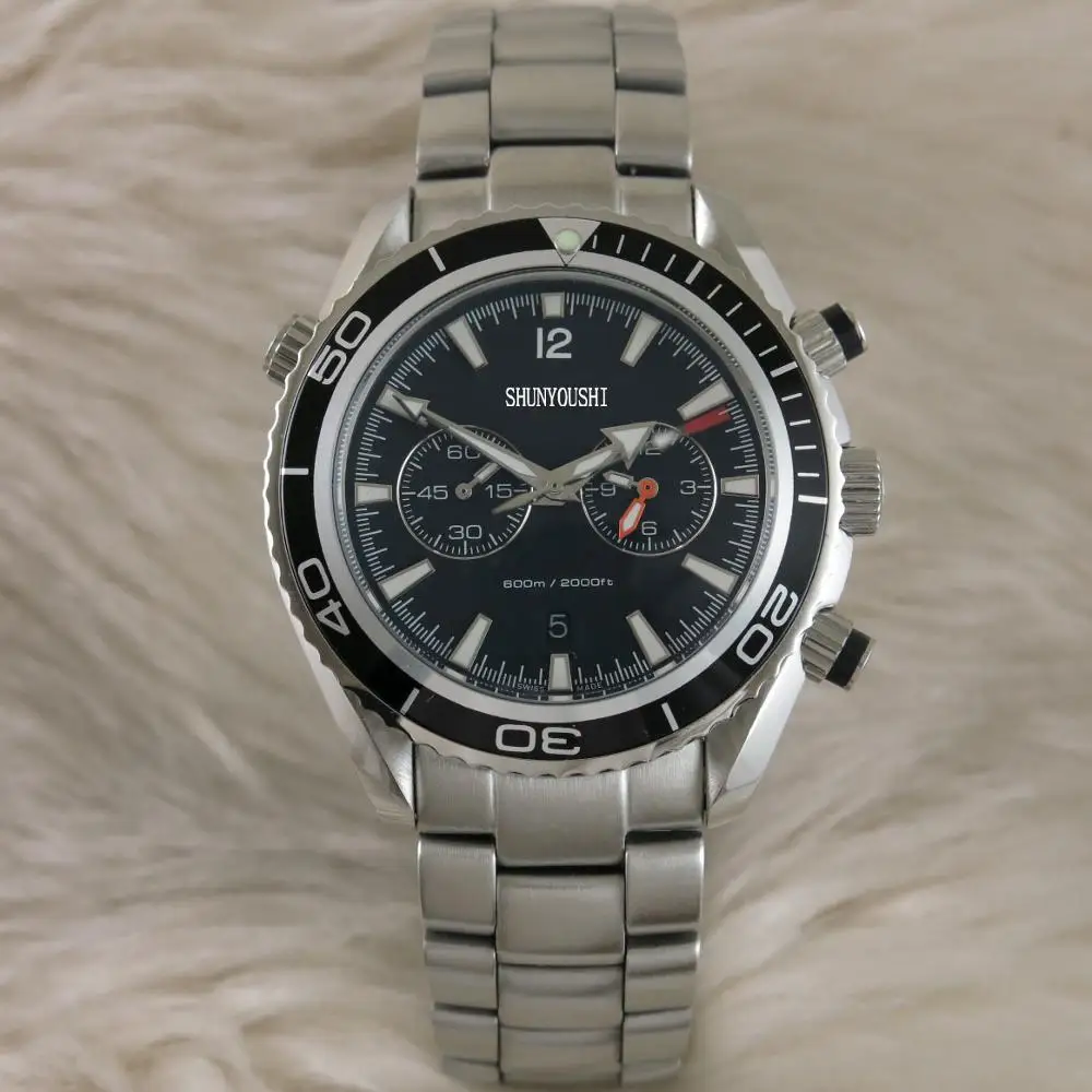 

WG06847 Mens Watches Top Brand Runway Luxury European Design Quartz Wristwatches