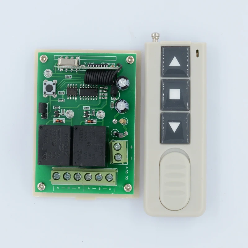 

DC12V Motor Remote Controller Forwards Stop Reverse Up Stop Down remote control switch Momentary Toggle Latched Adjustable