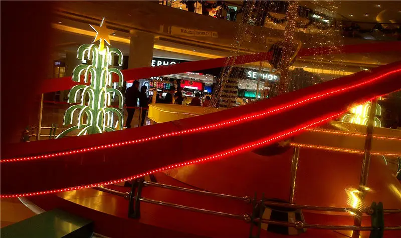LED Ribbon Strip Light for indoor lighting (2)