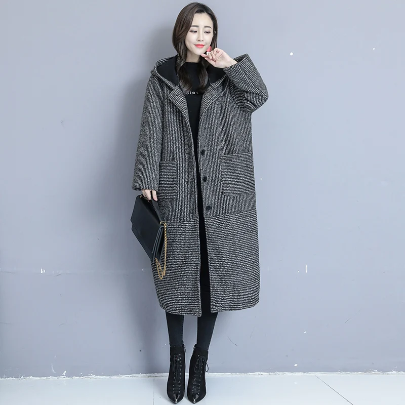 

2019 large size women autumn winter woolen coat version loose long section plus velvet thickening hooded woolen coat female z32