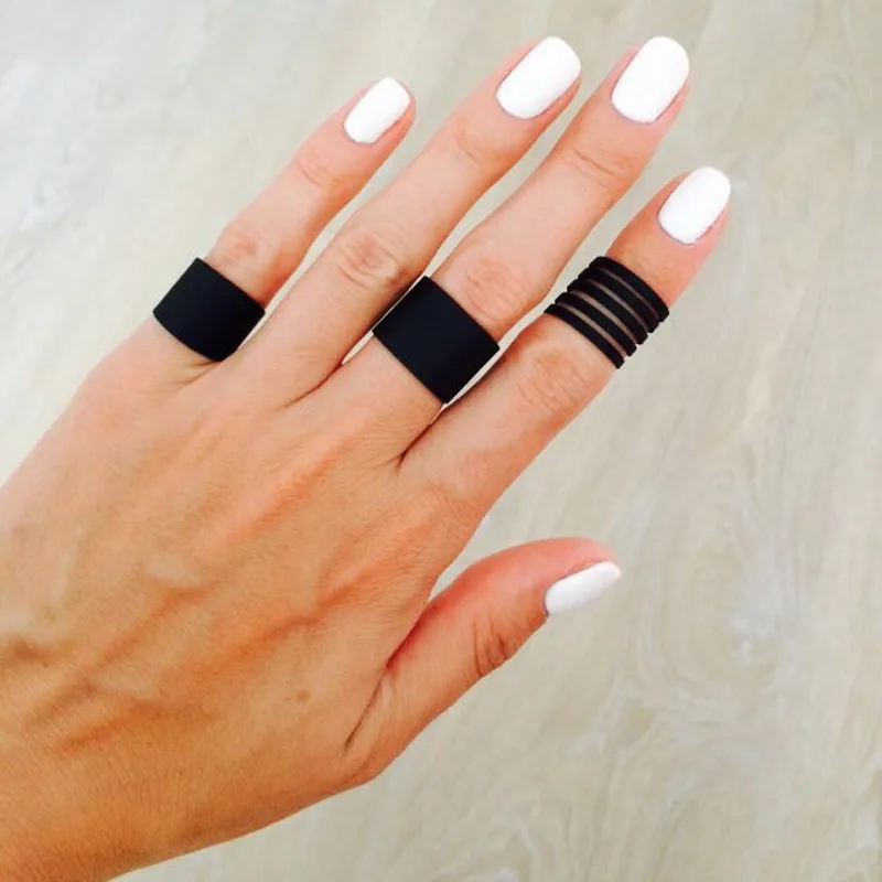 

3 Pcs/Set Women Multilayer Hollow Black Metal Open Ring Punk Knuckle Ring Set Mid Finger Jewelry Accessories