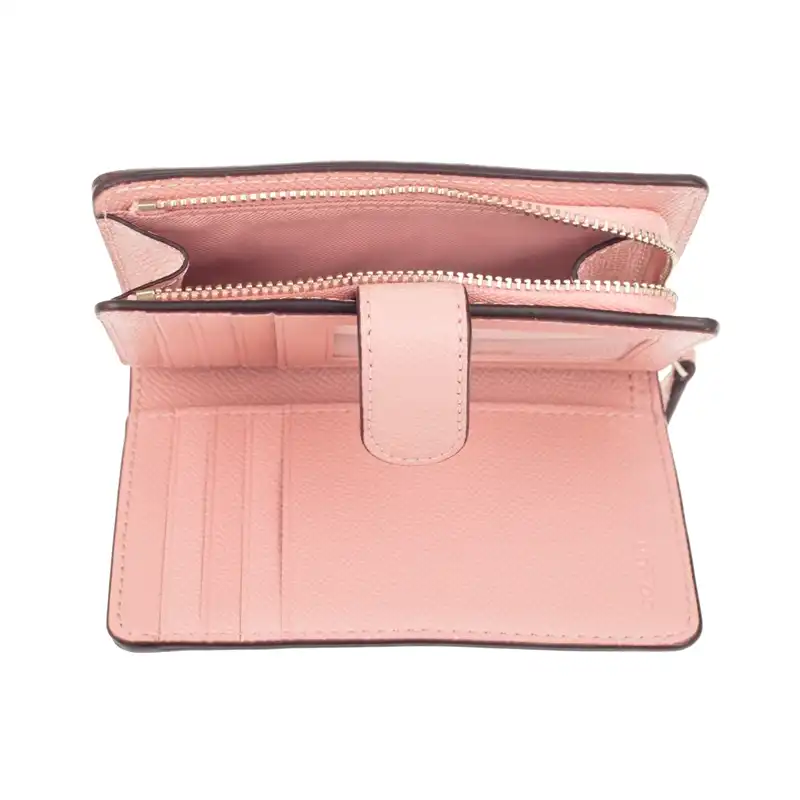 coach wallet medium