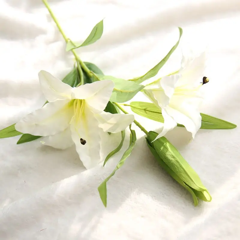 Имитация искусственного цветка лилии Ложные духи Лилия Свадебные Рождество украшения цветок подарок на день рождения DIY ветвь цветка - Цвет: white