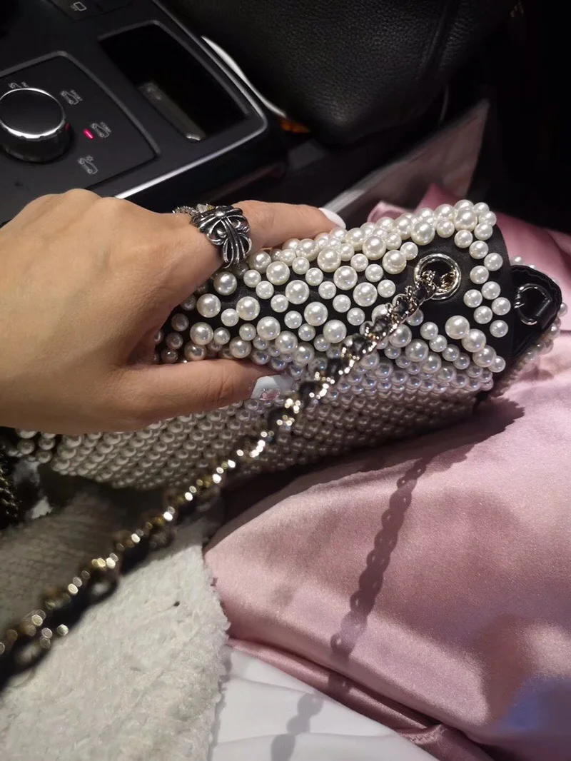 

Spring/summer 2019 small pearl bag lady bag large mini chain bag heavy industry pearl single-shoulder crossbody bag