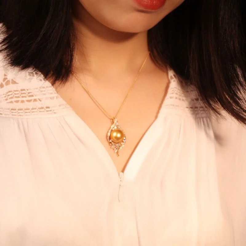 18k gold diamond southsea golden pearl necklace (8)