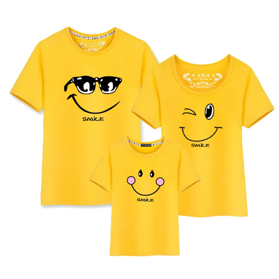 

Family Look Family Matching Outfits T Shirt Mother Daughter Short Sleeve Dad Mom Baby Family Suit Father Son Clothes