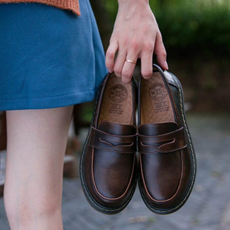 

2018 autumn new England Martin shoes college wind casual Korean version of the wild Lok Fu shoes women's shoes.