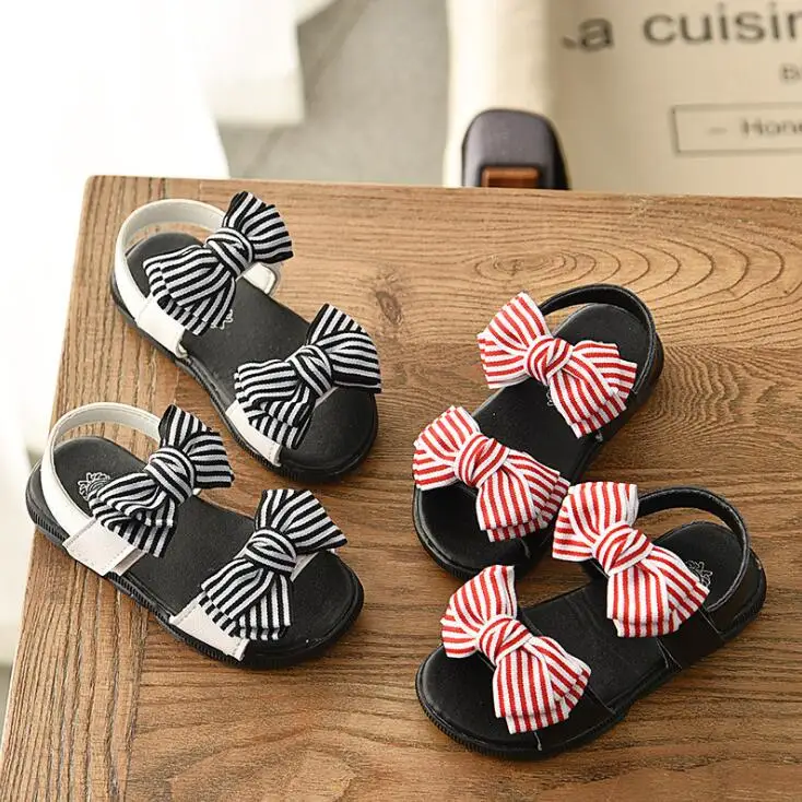 

summer girls sandals new fashion princess Bow Diamonds Cartoon little kids sandals for girls Lovely children shoes