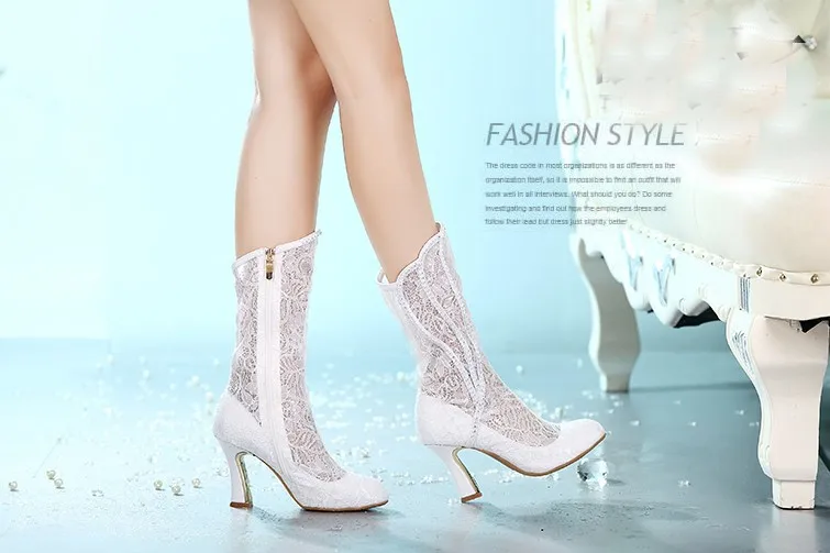 Роскошные пикантные женские свадебные туфли с белым кружевом; сезон весна-осень; официальные ботинки на высоком каблуке; модельные туфли для невесты; туфли на высоком каблуке для выпускного
