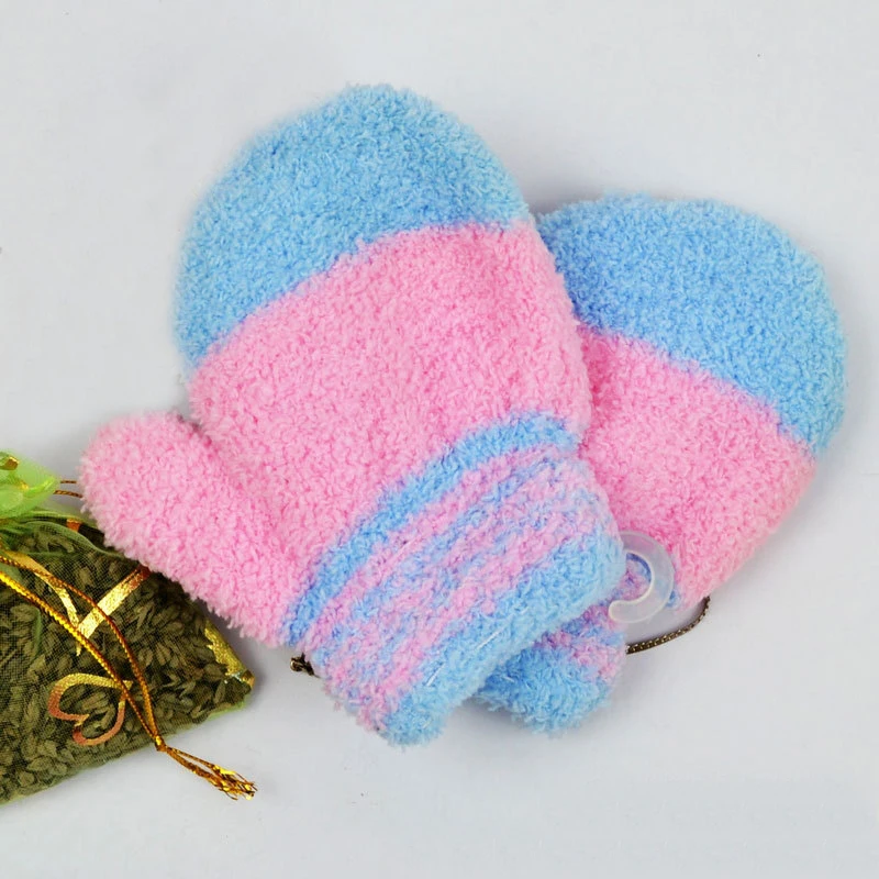 Bigsweety Зимние теплые плюшевые перчатки детские Kawaii коралловый флис вязаные варежки для девочек мягкие красочные полосатые перчатки на палец