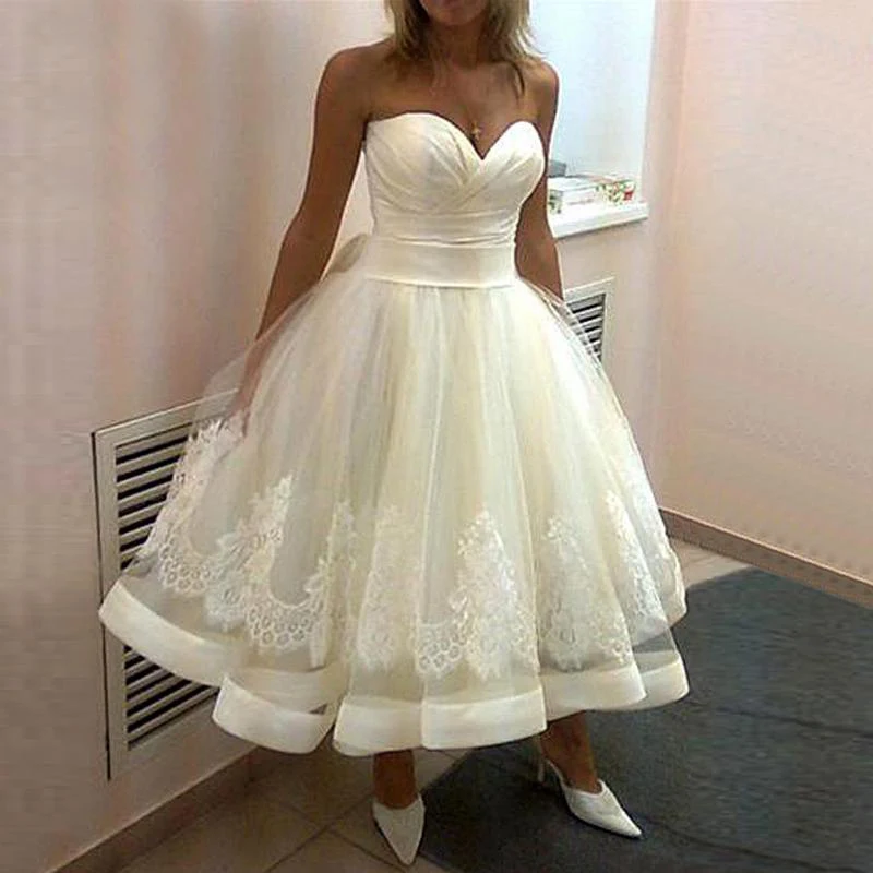 

2019 New Beach Wedding Dress Tea Length Wedding Dresses Sweetheart A Line Lace Up vestido de noiva curto Appliques Bridal Gown